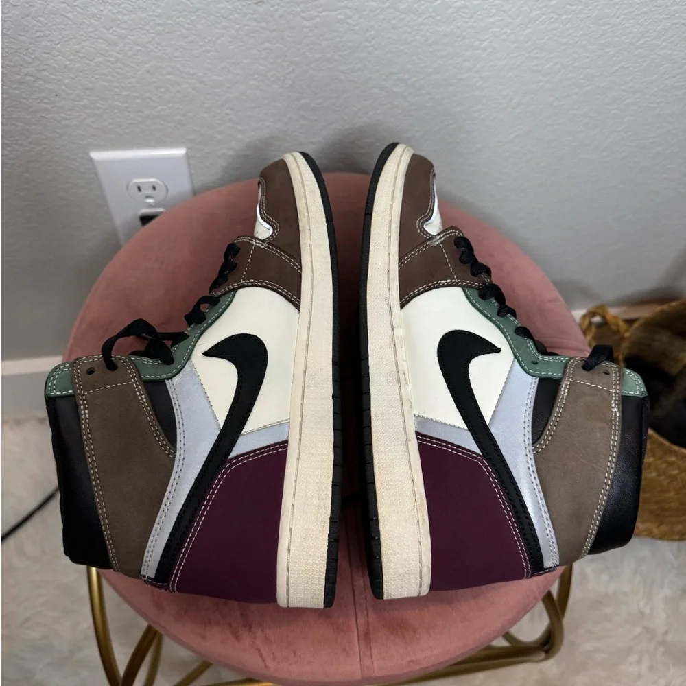 Nike Air Jordan 1 Retro High OG Hand Crafted Size 9.5 Multicolor Leather Sneaker